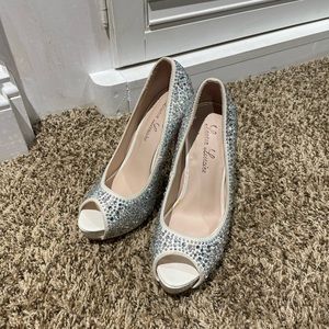 Lot of 2 woman shoes